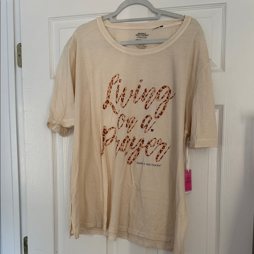 NEW- Simply Southern Living on a Prayer Short Sleeve Tshirt